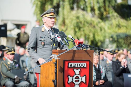 General Brieger bei seiner Rede