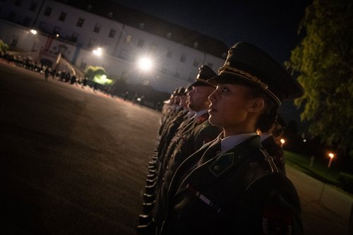 Die neuen Leutnante des Jahrgangs "Dragonerregiment Nr. 7"