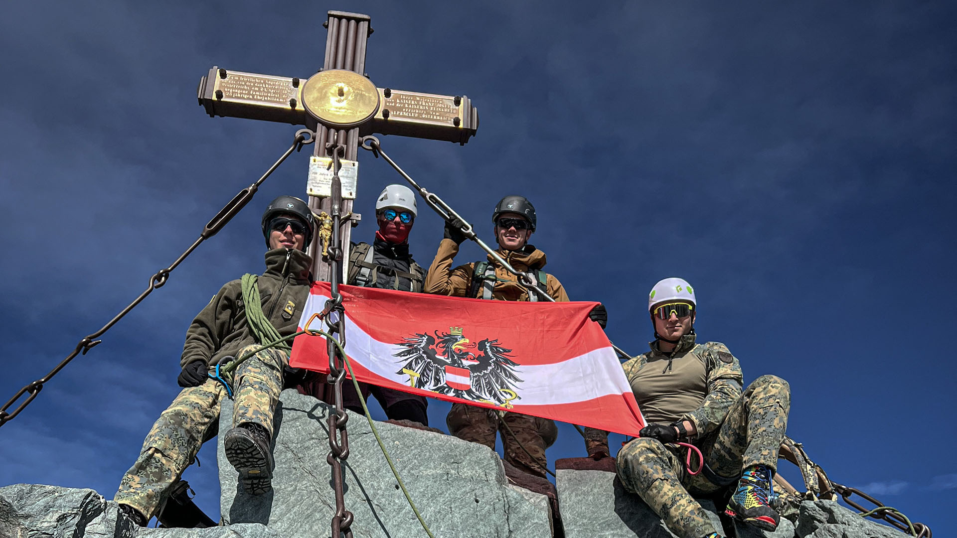 MilAk: Auf das Dach Österreichs
